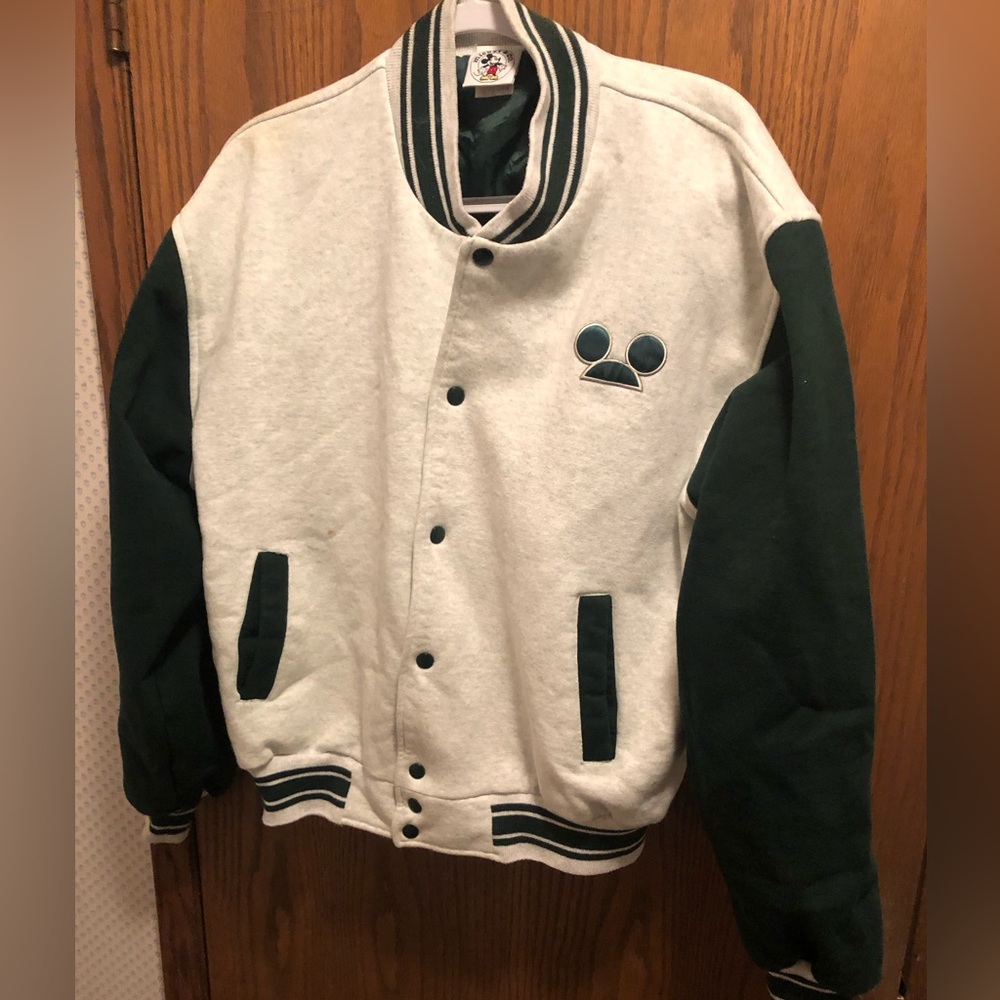 🎠 Vintage Disney Green & Grey Varsity Jacket- 147A  $65 or $50 w/offer